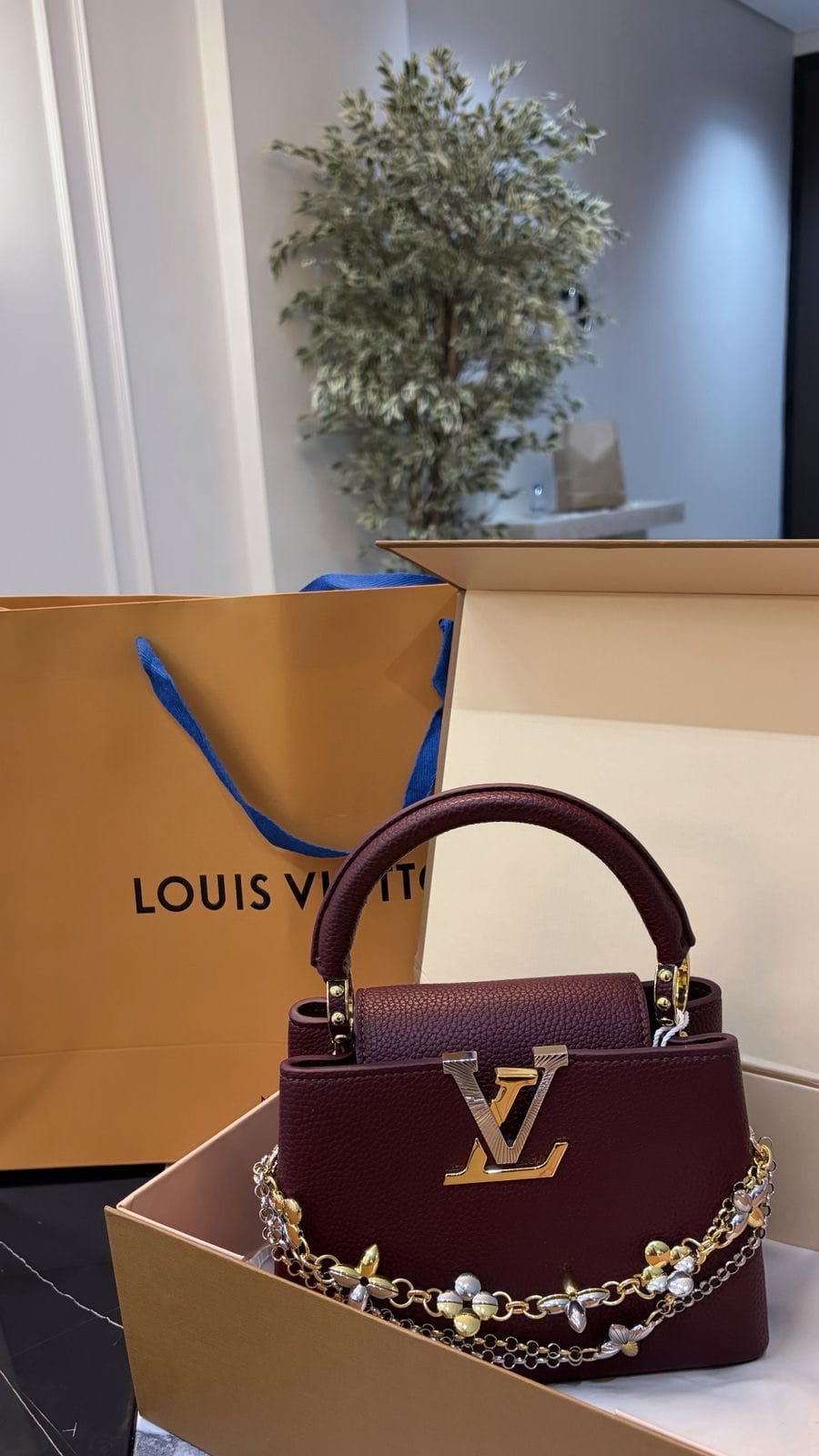 LV
